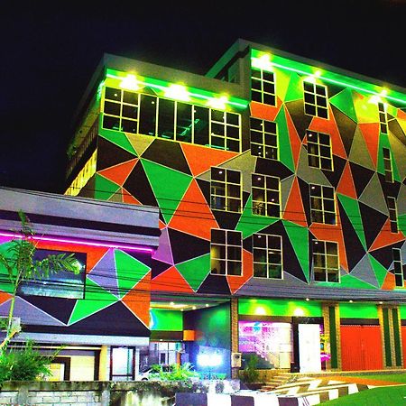 Sevensix Hotel Balikpapan 외부 사진